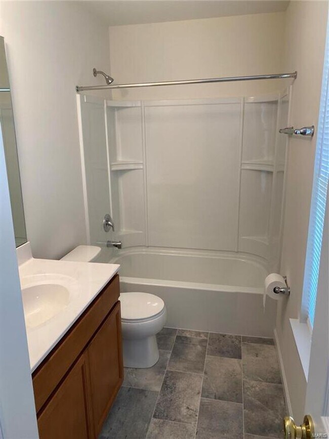 Building Photo - 612 Summer Breeze Ln