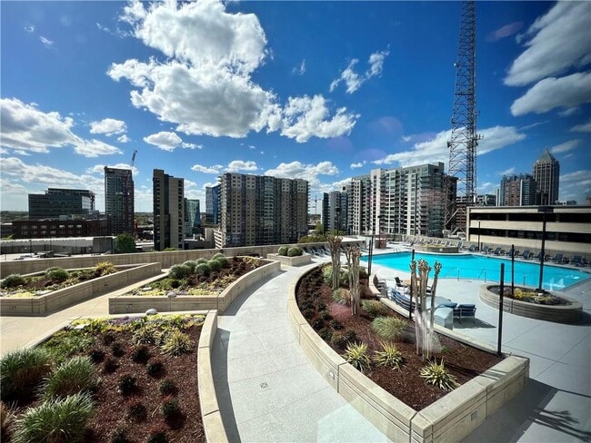 Building Photo - 860 Peachtree St NE