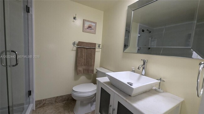 Building Photo - 5161 Collins Ave