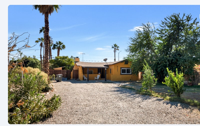 Building Photo - 82481 Valencia Ave