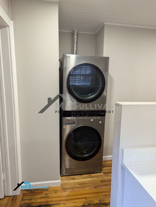 Building Photo - 1012 Berkeley St