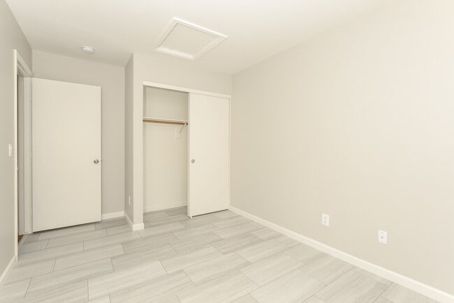 Building Photo - 8216 W Rue De Lamour