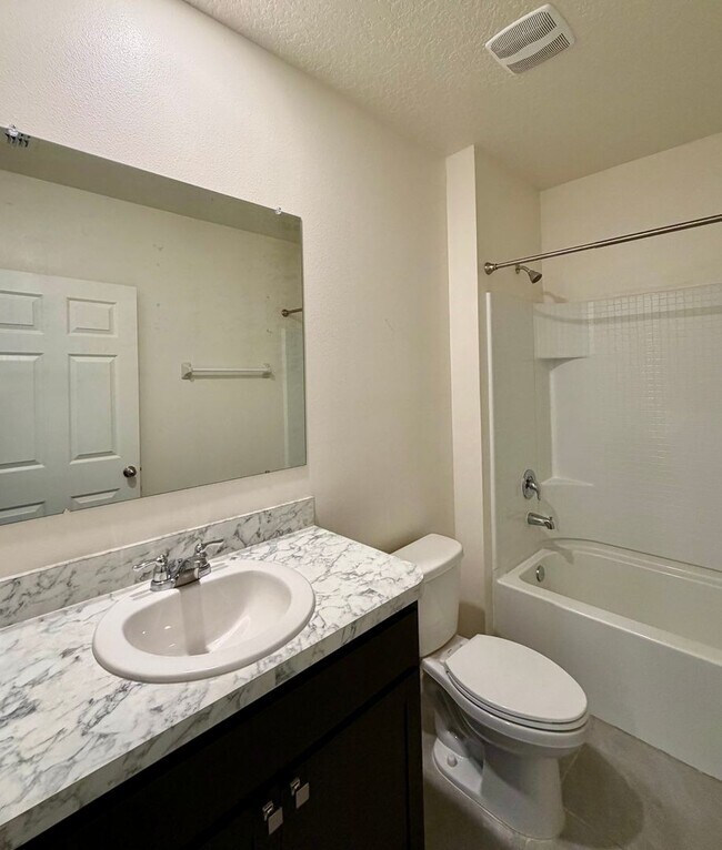 Building Photo - Palm Bay Pool Home Stunner!