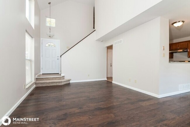Building Photo - 1201 Garden Village Dr, Florissant, MO 63031