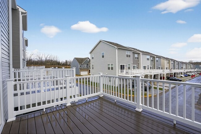 Building Photo - 23 Short Br Dr