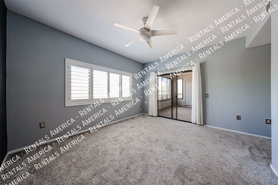 Building Photo - 9555 E Raintree Dr