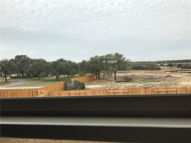 Building Photo - 801 Melda St