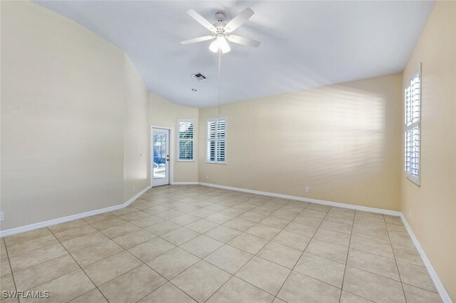 Building Photo - 366 Burnt Pine Dr