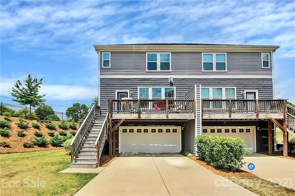 Building Photo - Room in Townhome on Sharon Rd W