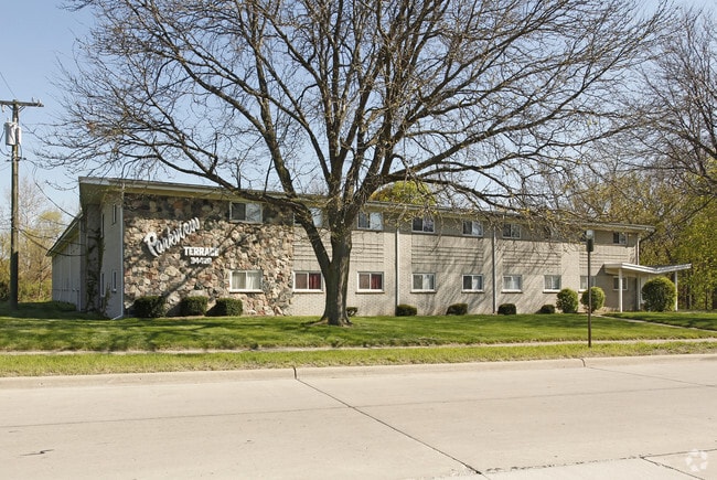 Primary Photo - Parkview Terrace