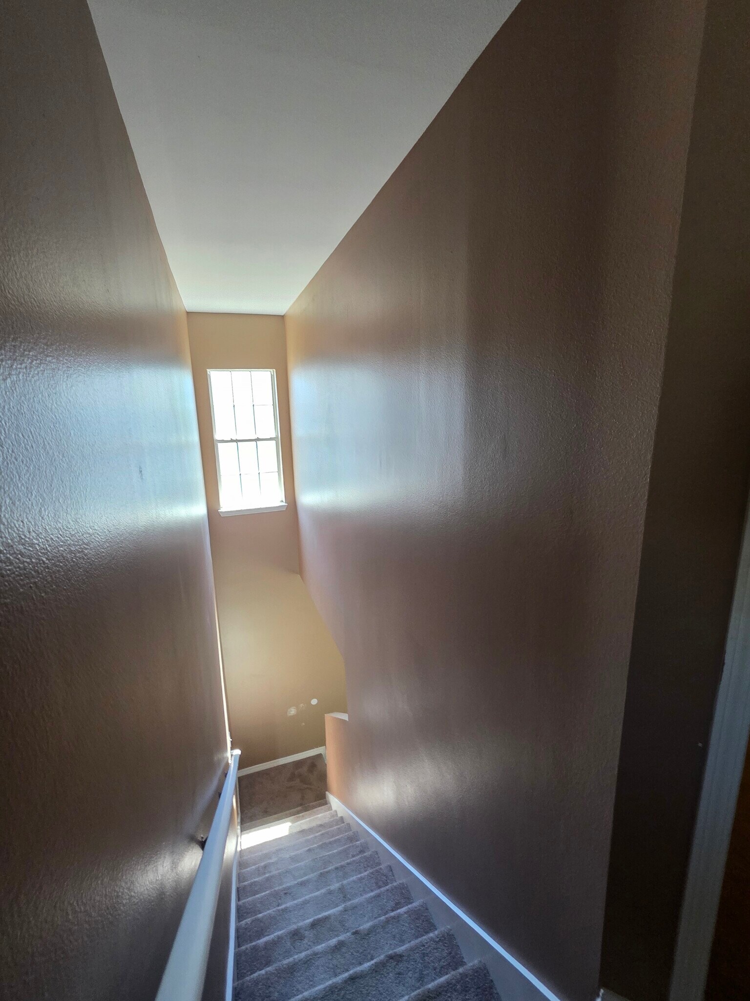 Building Photo - 713 Presscott St