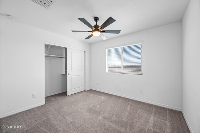 Building Photo - 8926 W Oregon Ave