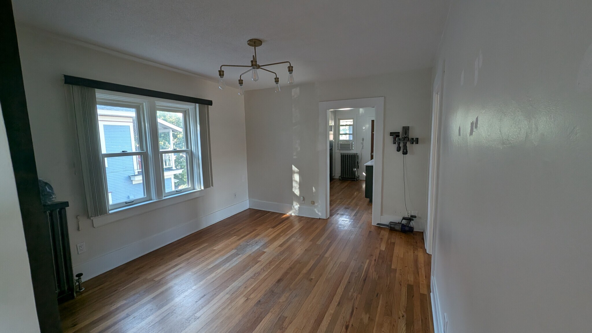 Dining room - 3114 19th Ave S