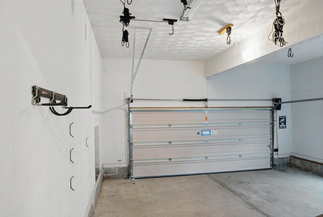 Building Photo - 1812 Quivers Keep