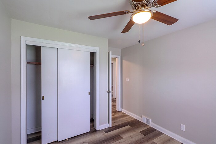 Building Photo - 4801 Oak Park Dr
