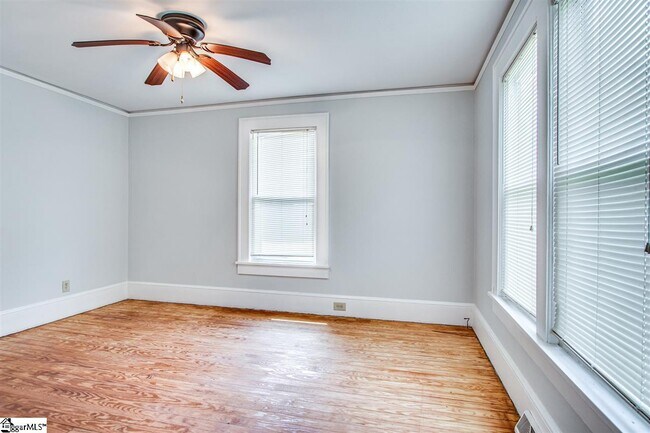 Building Photo - 1121 Locust Hill Rd