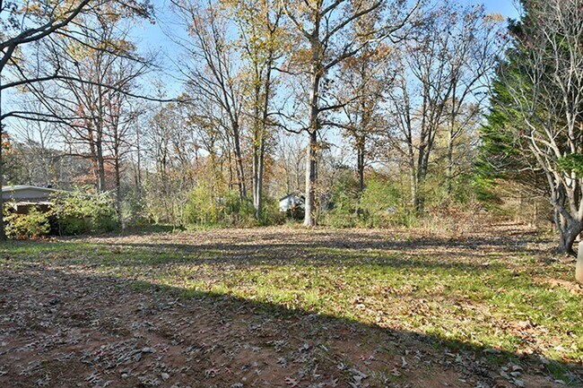 Building Photo - 5433 King Wilkinson Rd