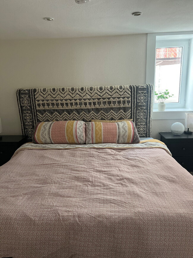 Building Photo - 2BR / 2BA Home + Offices | Historic West Colfax Neighborhood