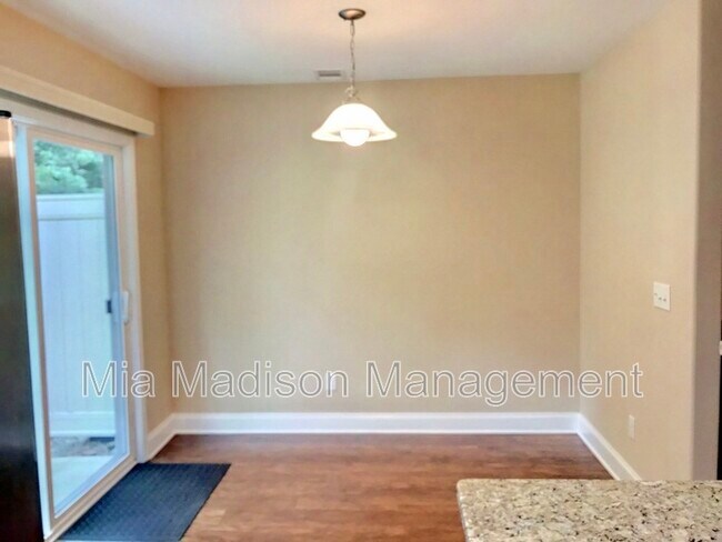 Building Photo - 11330 White Bluff Rd