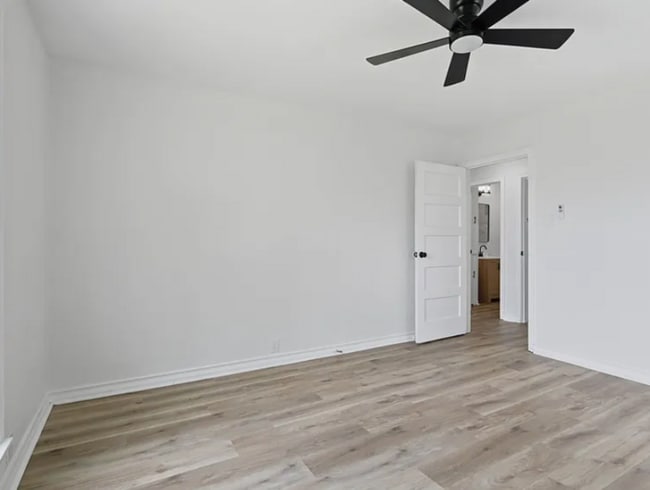 Building Photo - 607 S Austin St