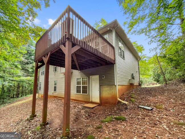 Building Photo - 6825 Wells Ct