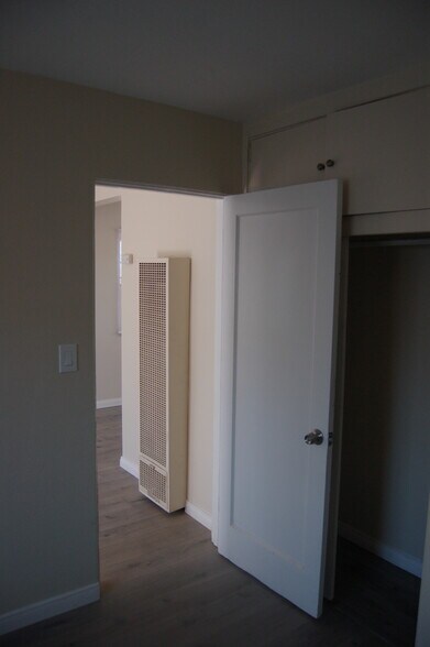 Building Photo - 4335 39th St