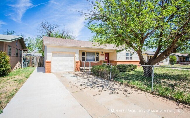 Building Photo - 1320 60th St