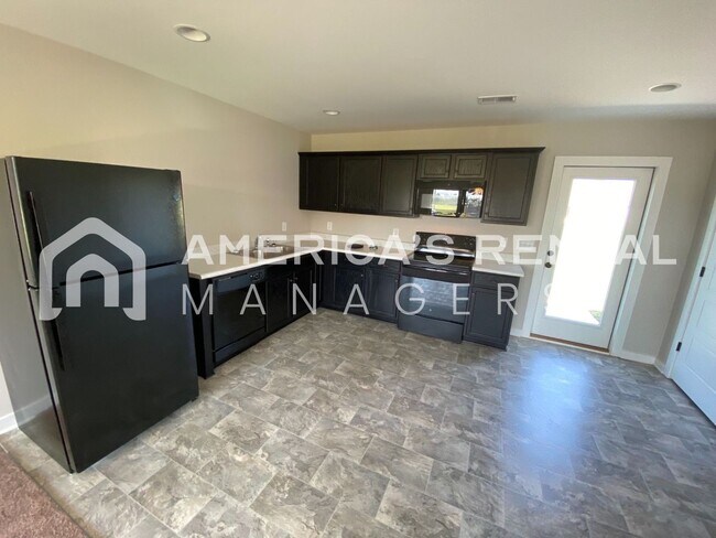 Building Photo - MOVE IN SPECIAL!!! - Home for Rent in Talladega, AL!!! - Sign a lease by 4/15 to receive a $250 G...