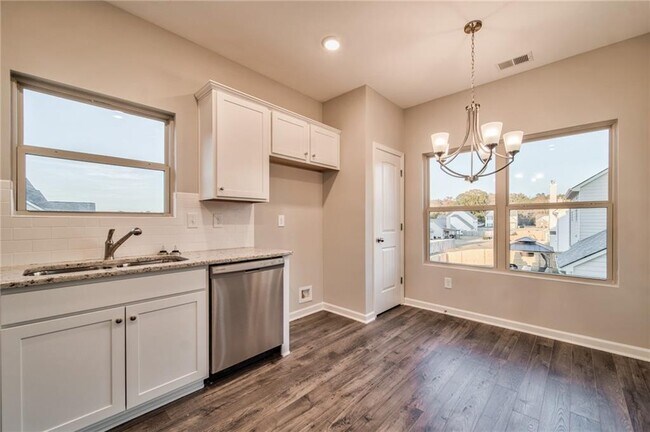 Building Photo - 21 Belfield Ct