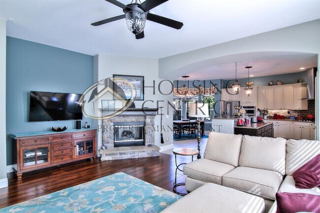 Building Photo - Serrano Executive 4bd/4.5ba Executive Home with Pool, Spa & 4-Car Garage!