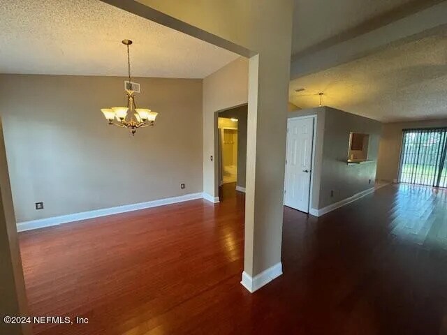 Building Photo - 7057 Swamp Flower Dr N