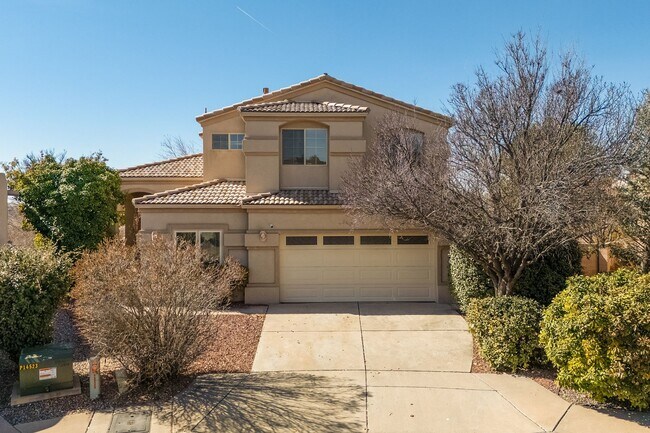 Building Photo - Large single family home on corner lot