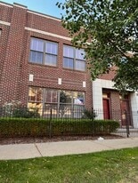 Building Photo - 64 W Bethune St