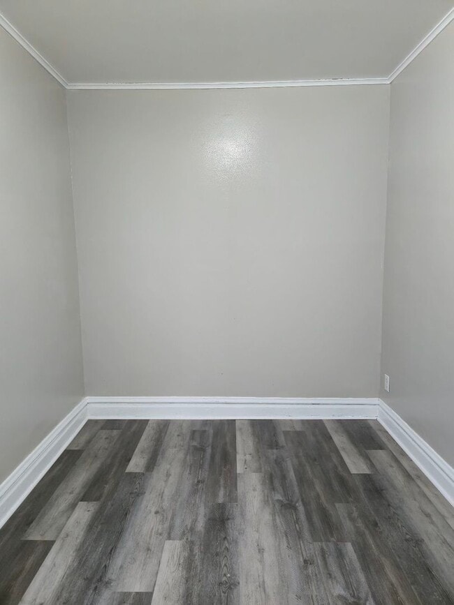 Building Photo - 3240 W 64th Pl