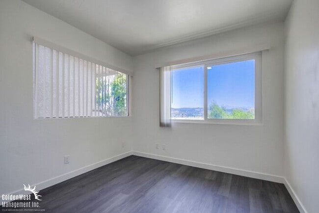 Building Photo - Newly Renovated 2Bdm 1Ba Apartment ADU Loc...
