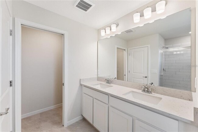 Building Photo - 2326 Vision St