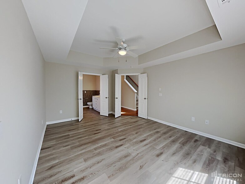Building Photo - 523 Clairidge Dr