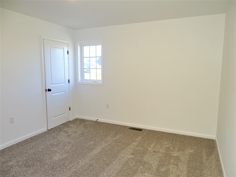 Building Photo - 407 Masonic Dr