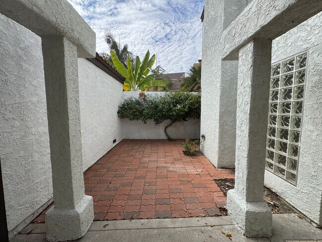 Building Photo - Beautiful 4Bd/2.5Ba Spacious Home in Missi...