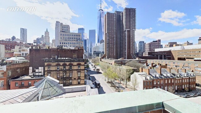 Building Photo - 361 Greenwich St