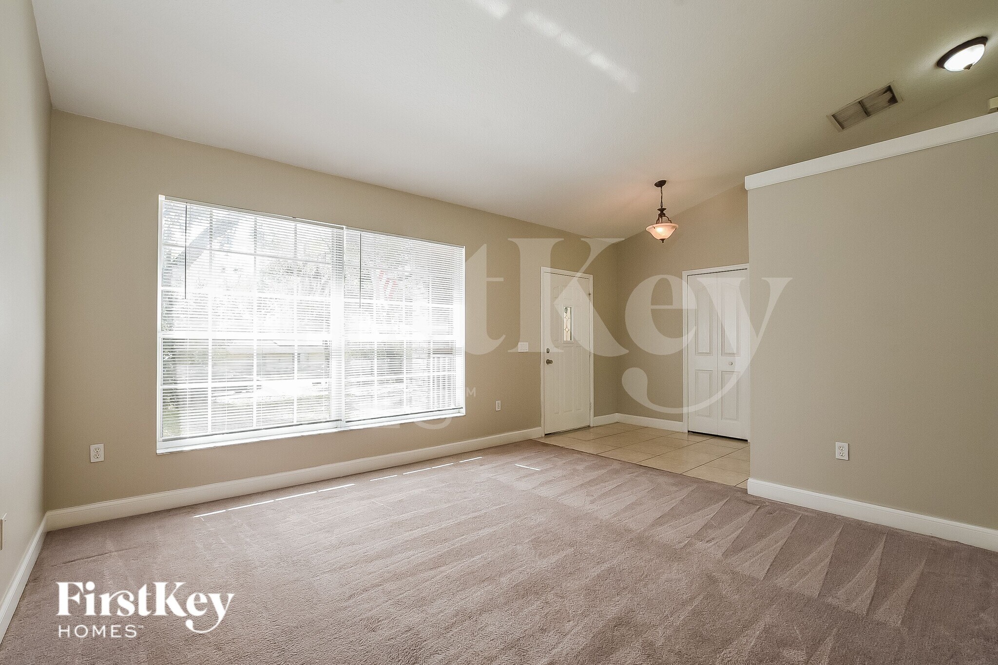 Building Photo - 140 Sunrise Blvd