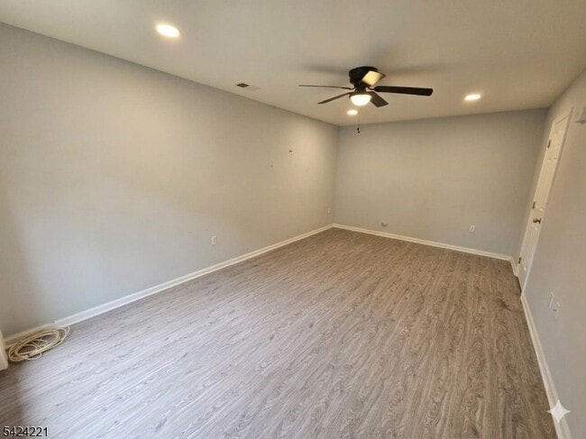 Building Photo - 151 W Market St