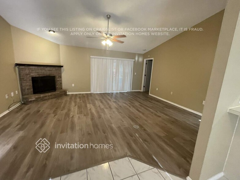 Building Photo - 2204 Tall Oak Ct