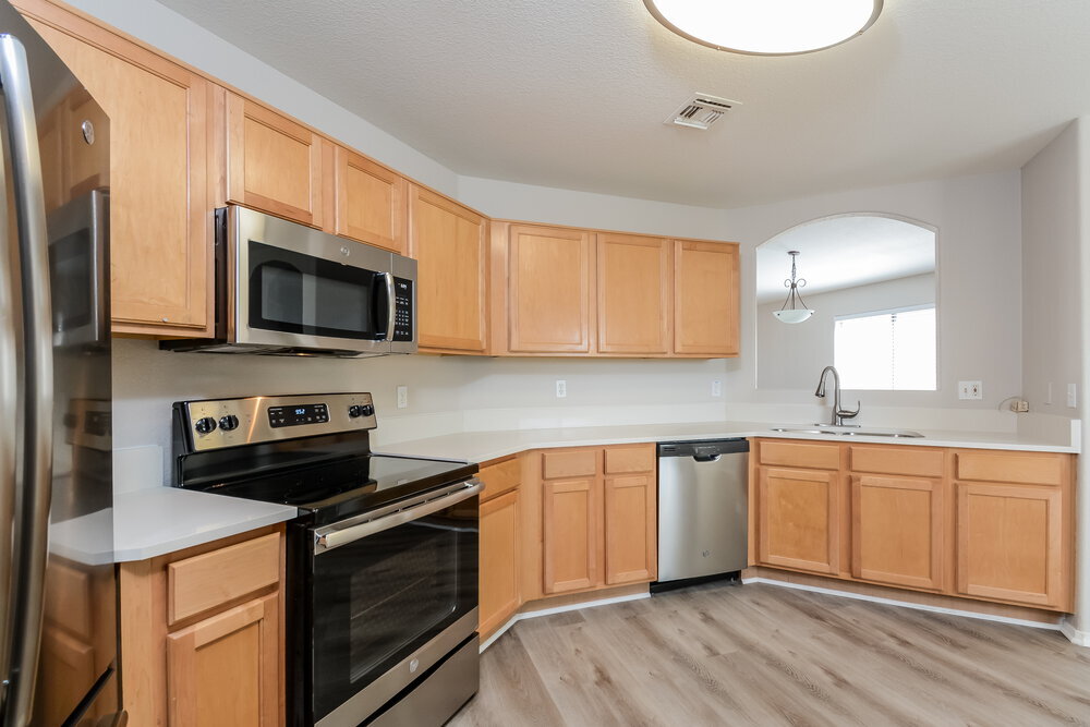 Building Photo - 10381 E Roywood Way