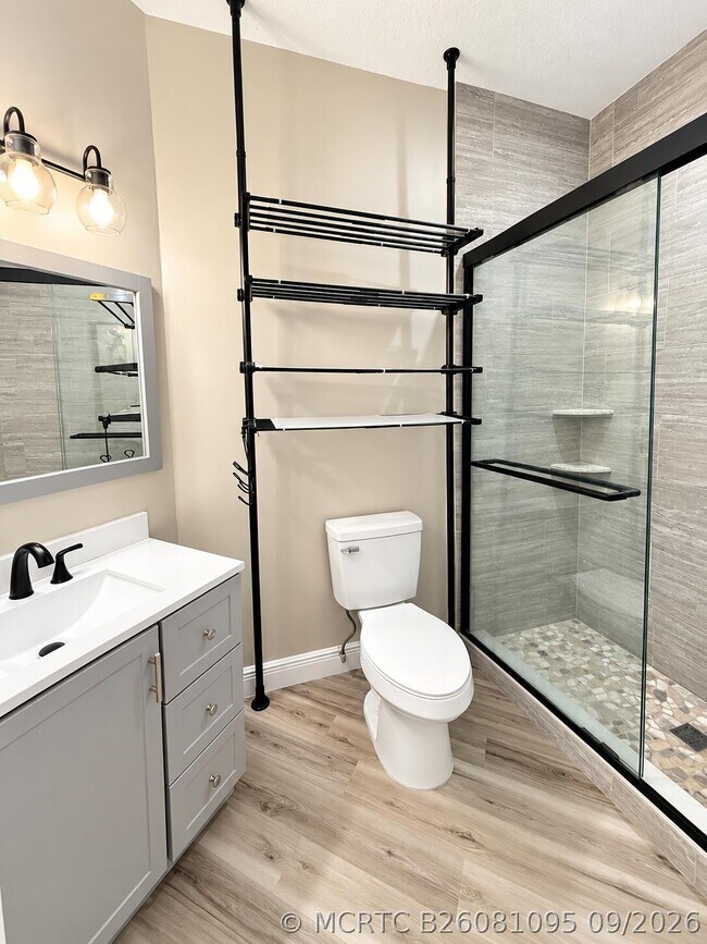 Building Photo - 9847 Perfect Dr