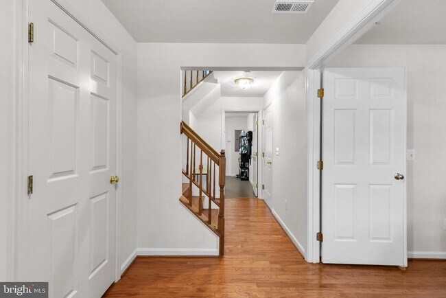 Building Photo - 1335 Argall Pl