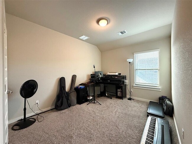 Building Photo - 174 Gullivers Dr