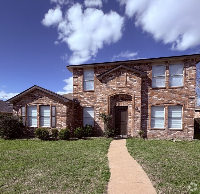 Building Photo - 1422 Stewart Dr