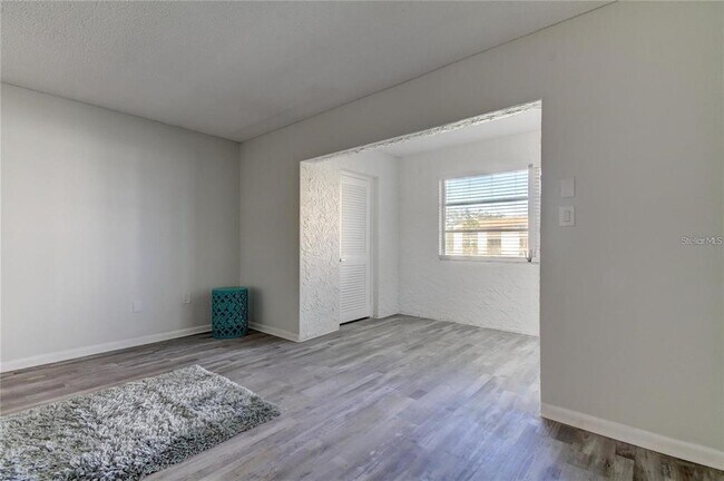 Building Photo - 4901 Onyx Ln