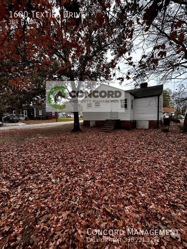 Building Photo - 1600 Textile Drive/Concordmgmt.com 336-273...